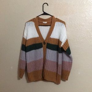 Cute striped cable knit sweater🌻